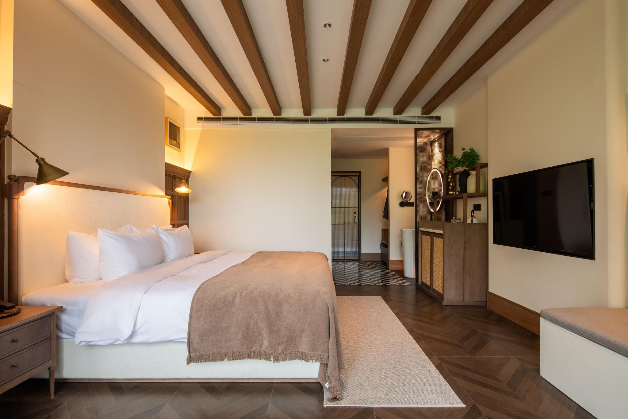 Classic King Room