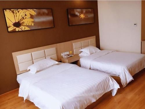Corporate Twin, Guest room, 2 Twin/Single Bed(s), City view