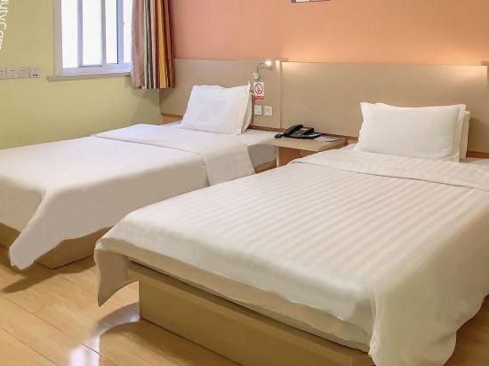 Traditional Twin Room