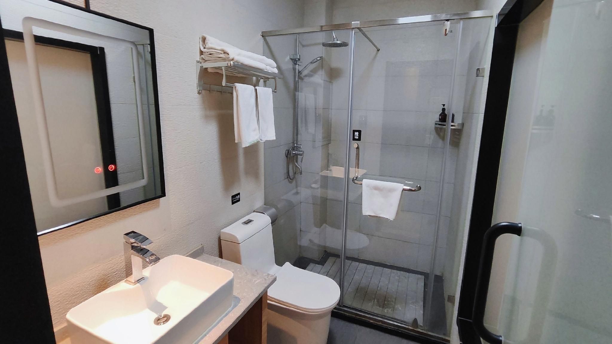 Twin Bussiness Room