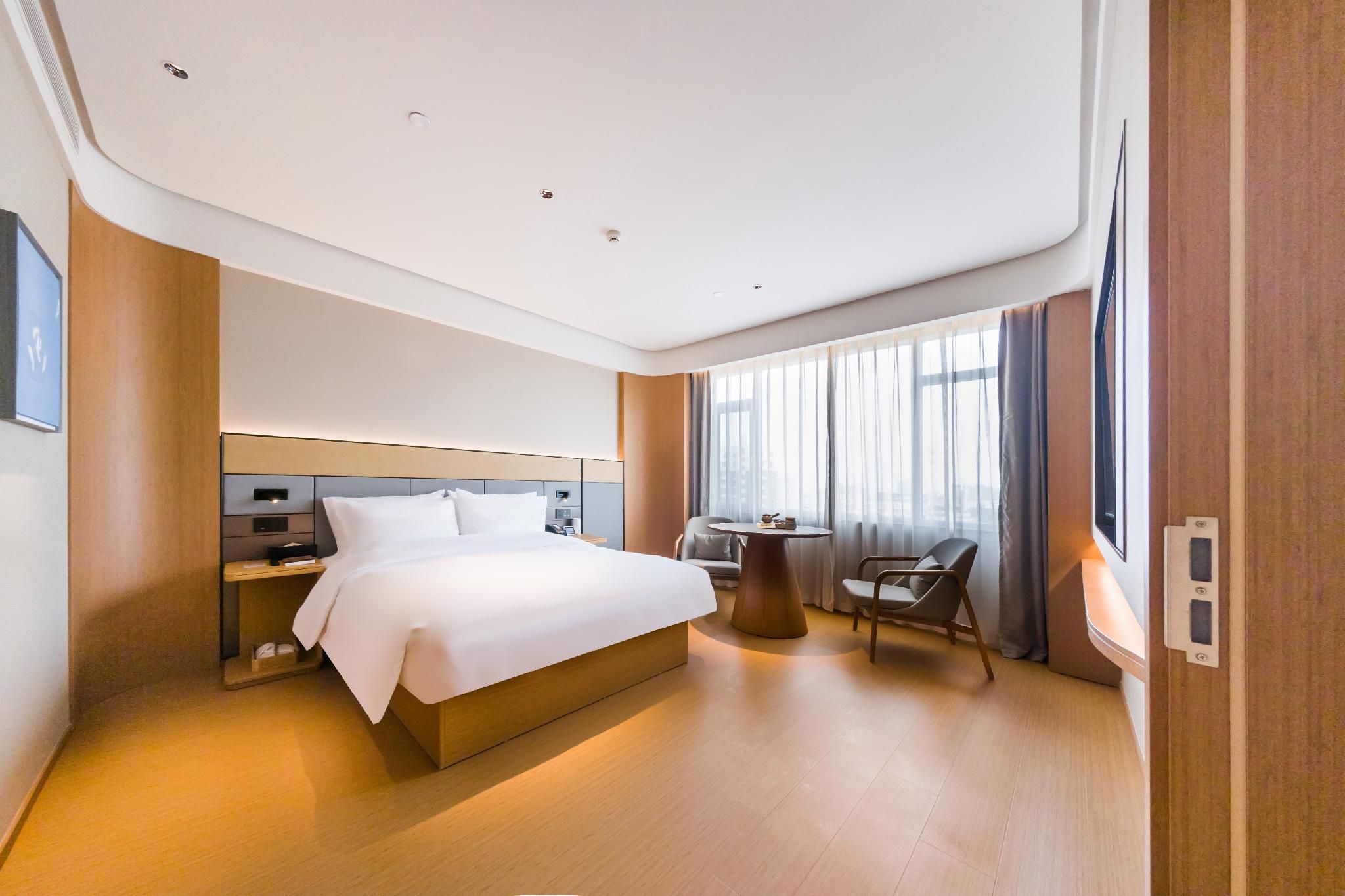 Huazhu - Superior BedRoom