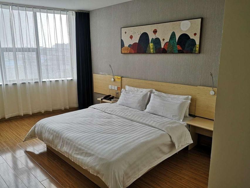 WH - Traditional Bed Room