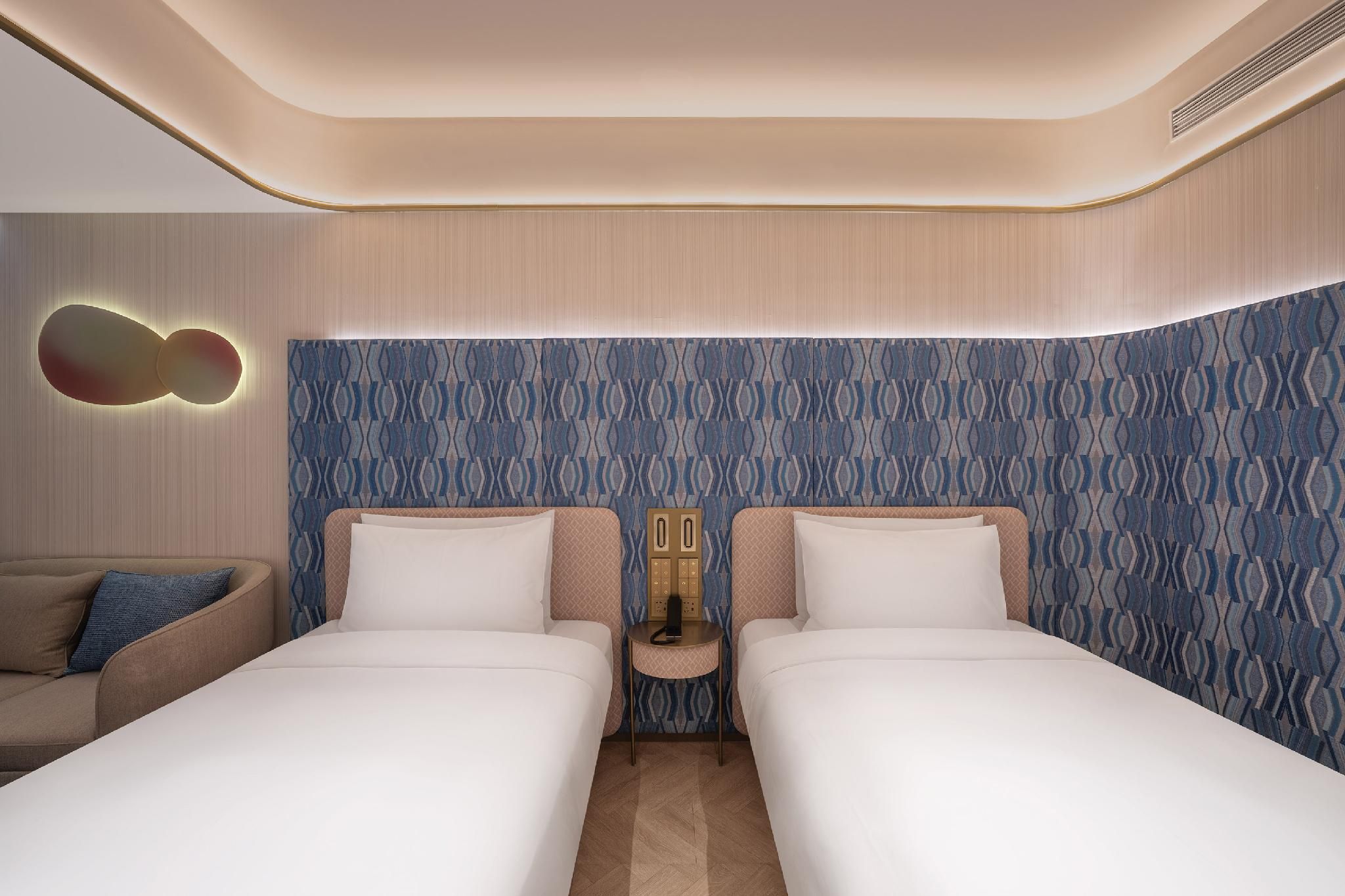 Huazhu - Xinyi Standard Twin Room