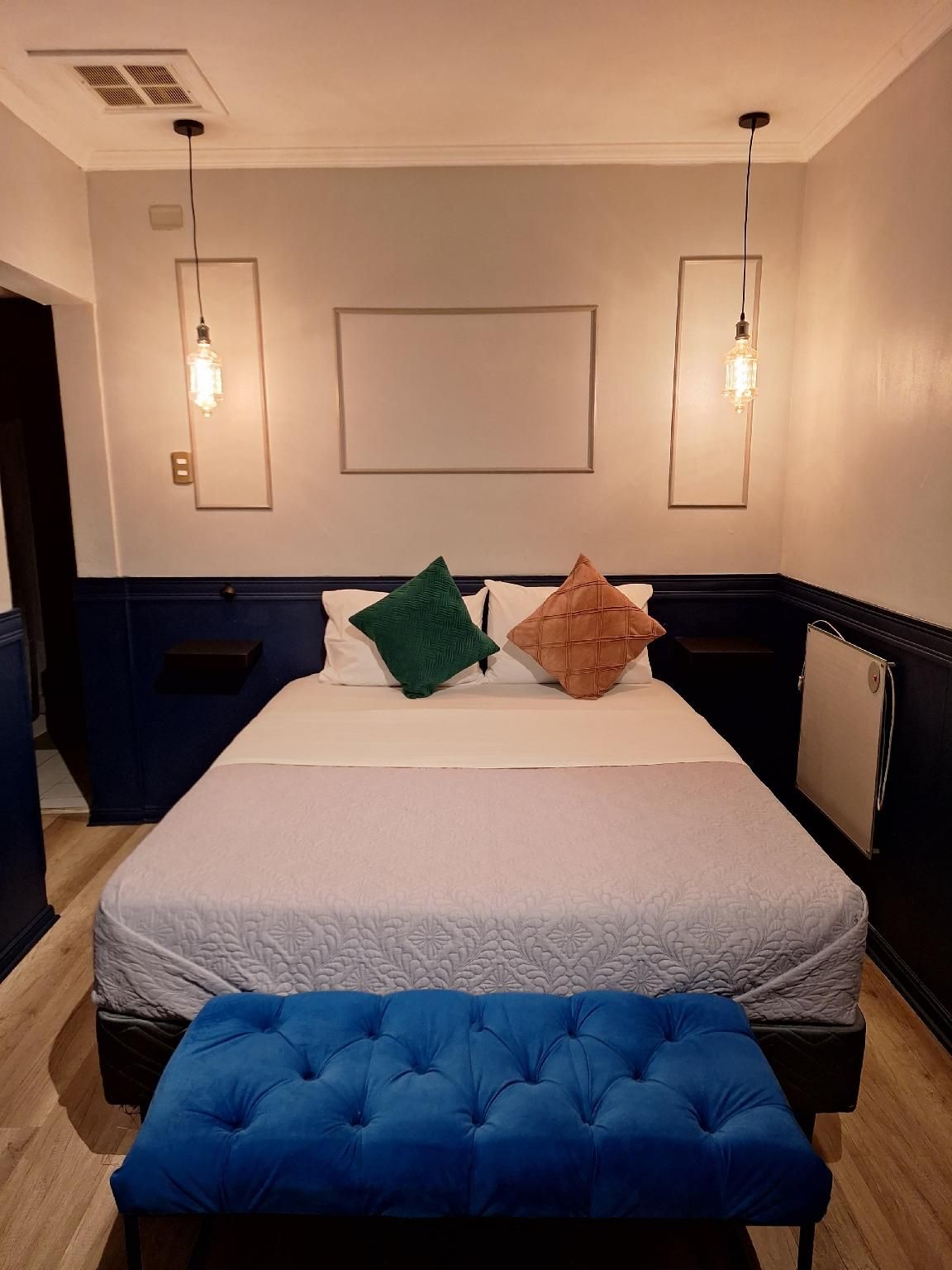 Economic Double - Bathtub Randomly Assigned