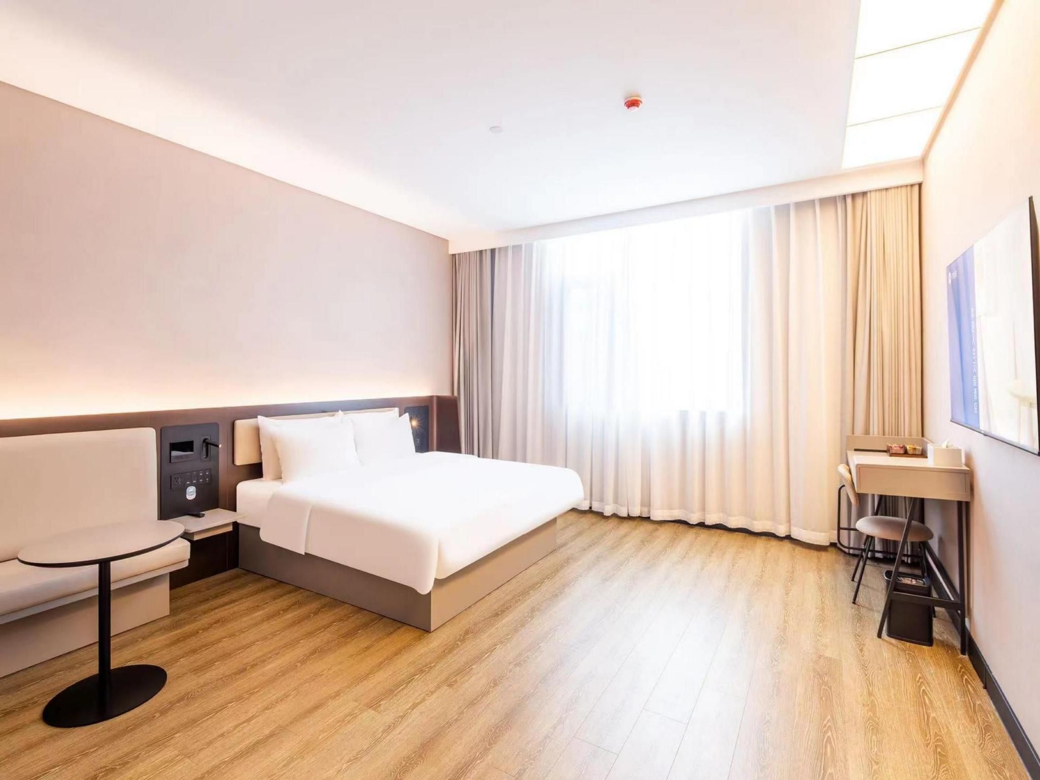 Hanting Hotel Xuchang Bayi Road Business Queen Bed Room
