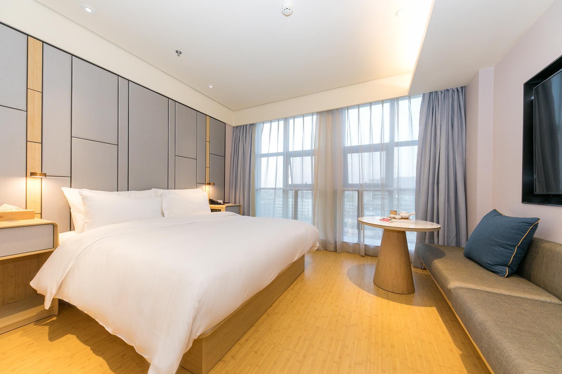 Ji Hotel Xuchang Pangdonglai Times Square Huazhu - Superior BedRoom