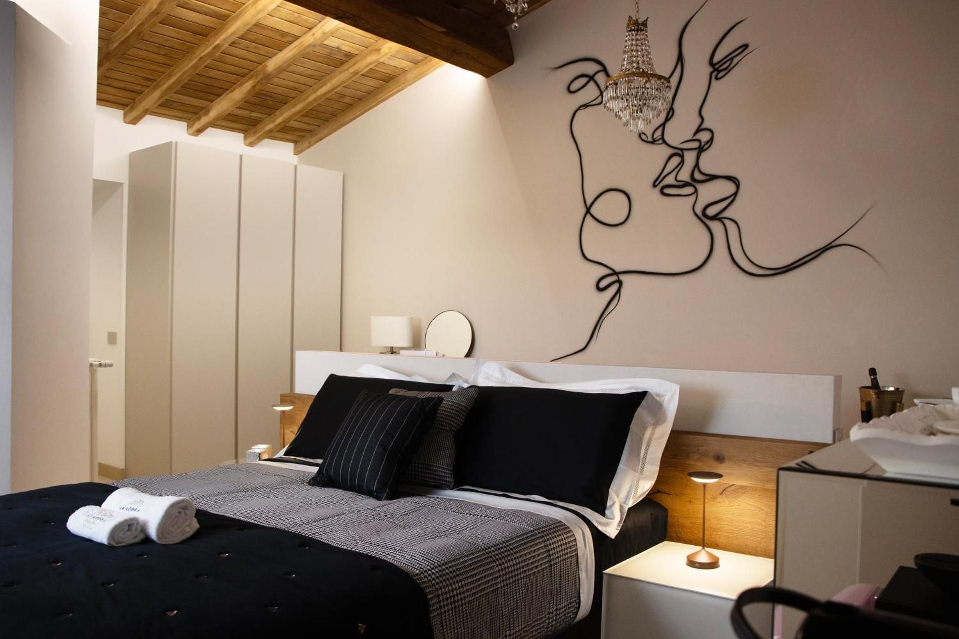 Queen Room with Spa Bath