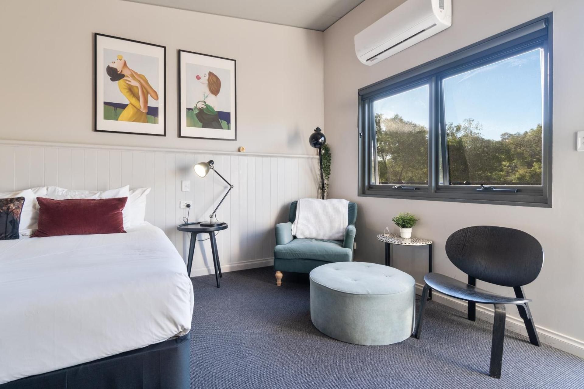 Superior King Suite