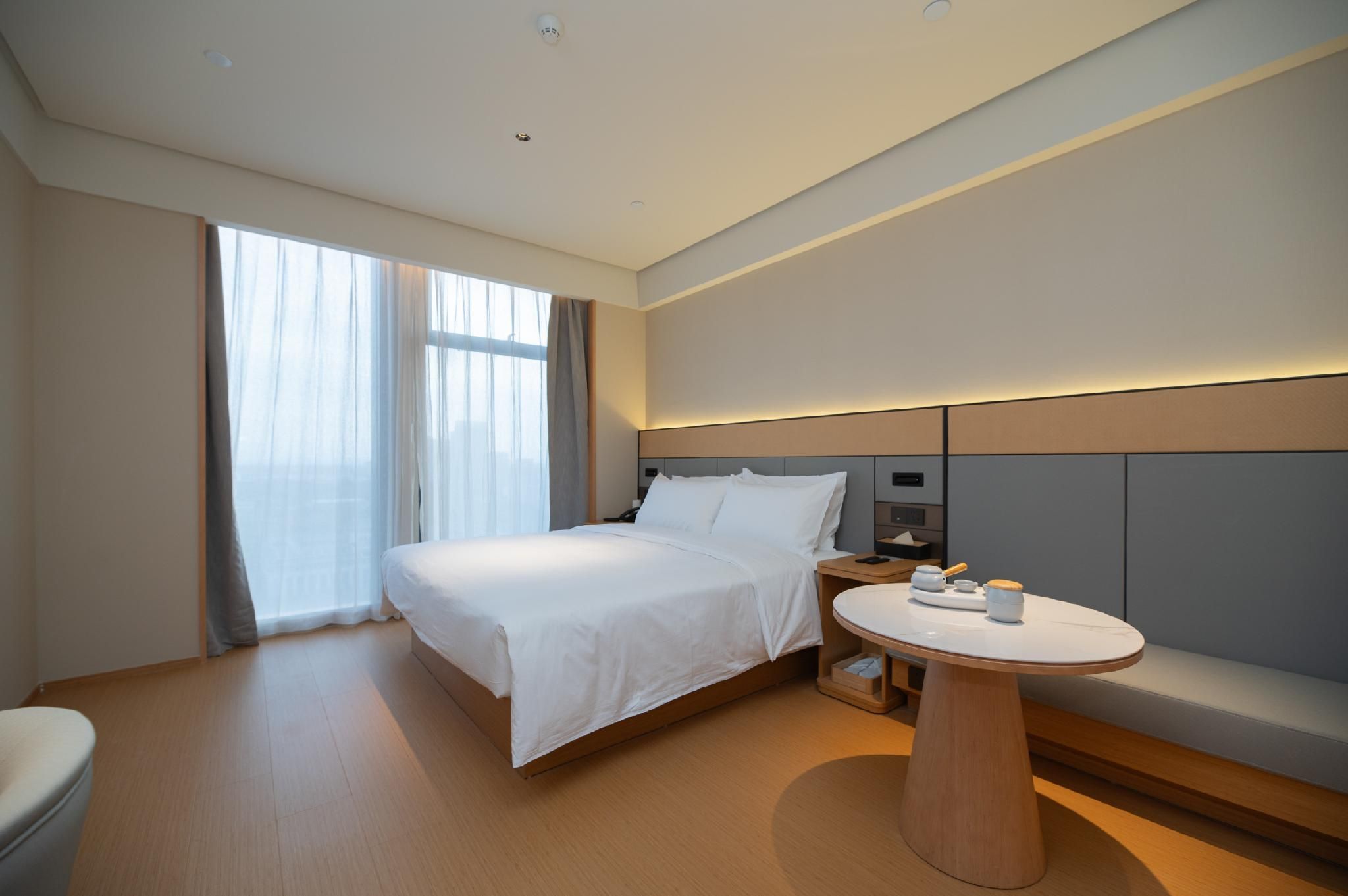 Huazhu - Superior BedRoom