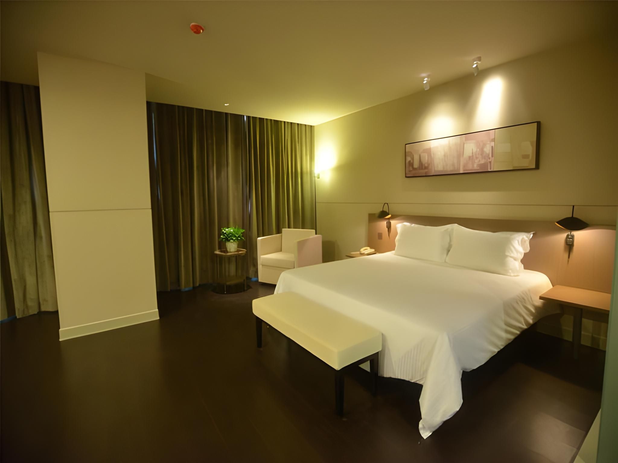 Select Business Room A