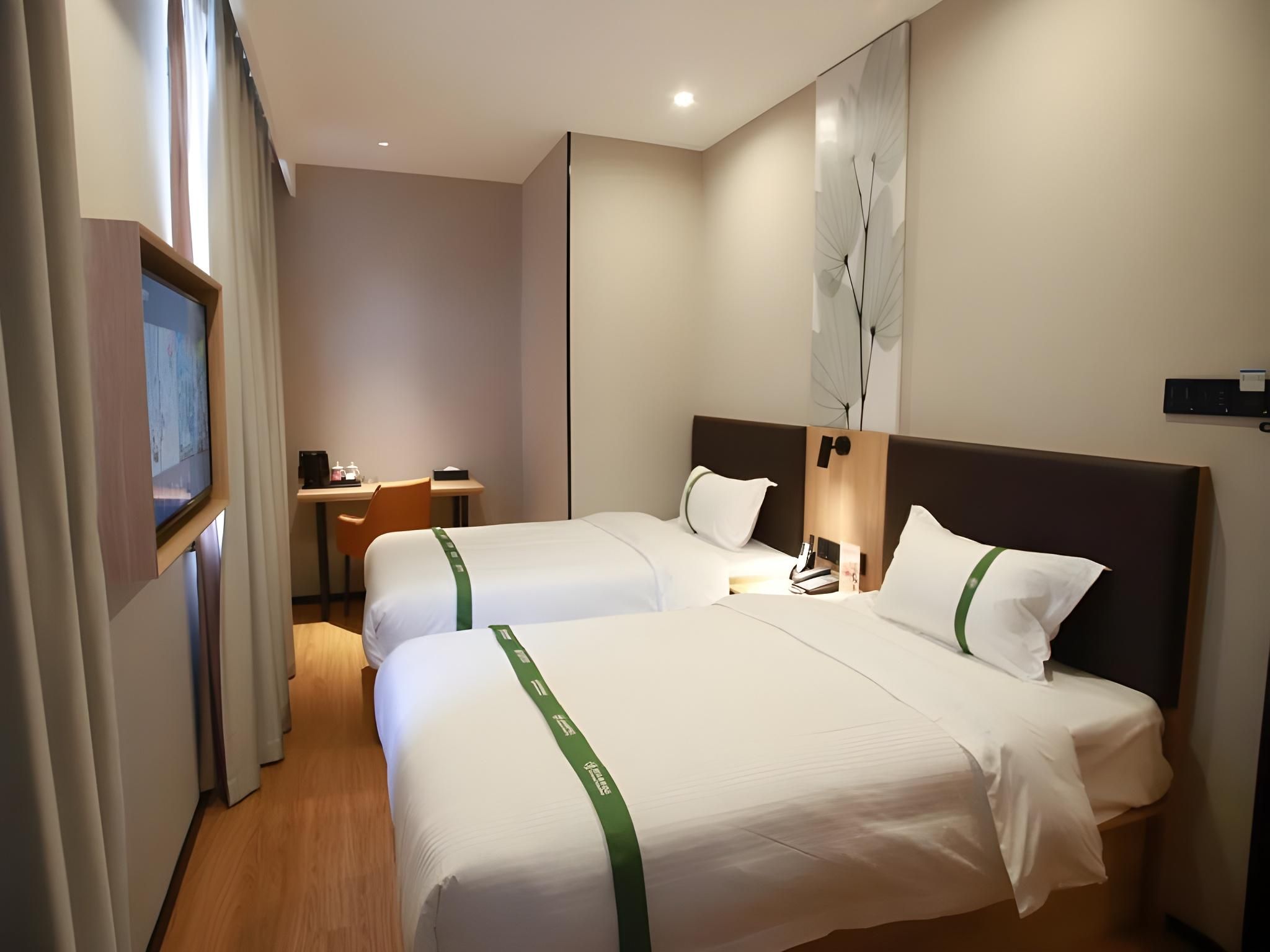 Twin Business Room