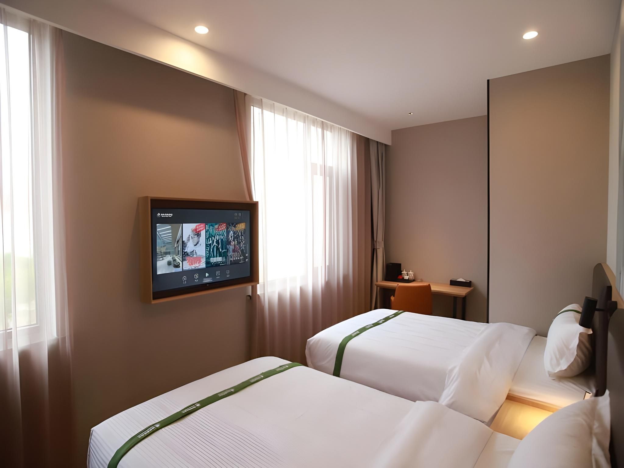Twin Business Room