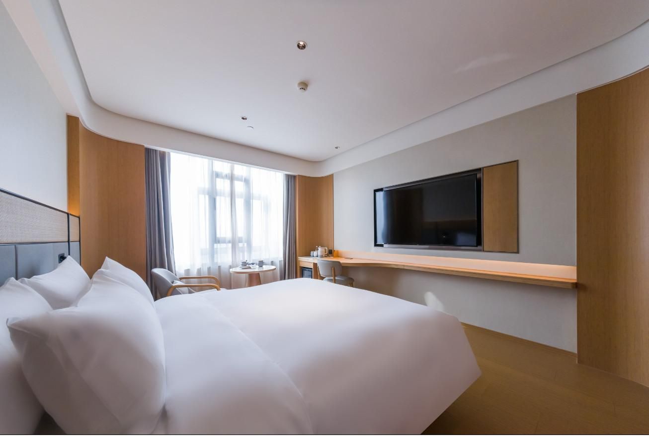 Huazhu - Superior BedRoom