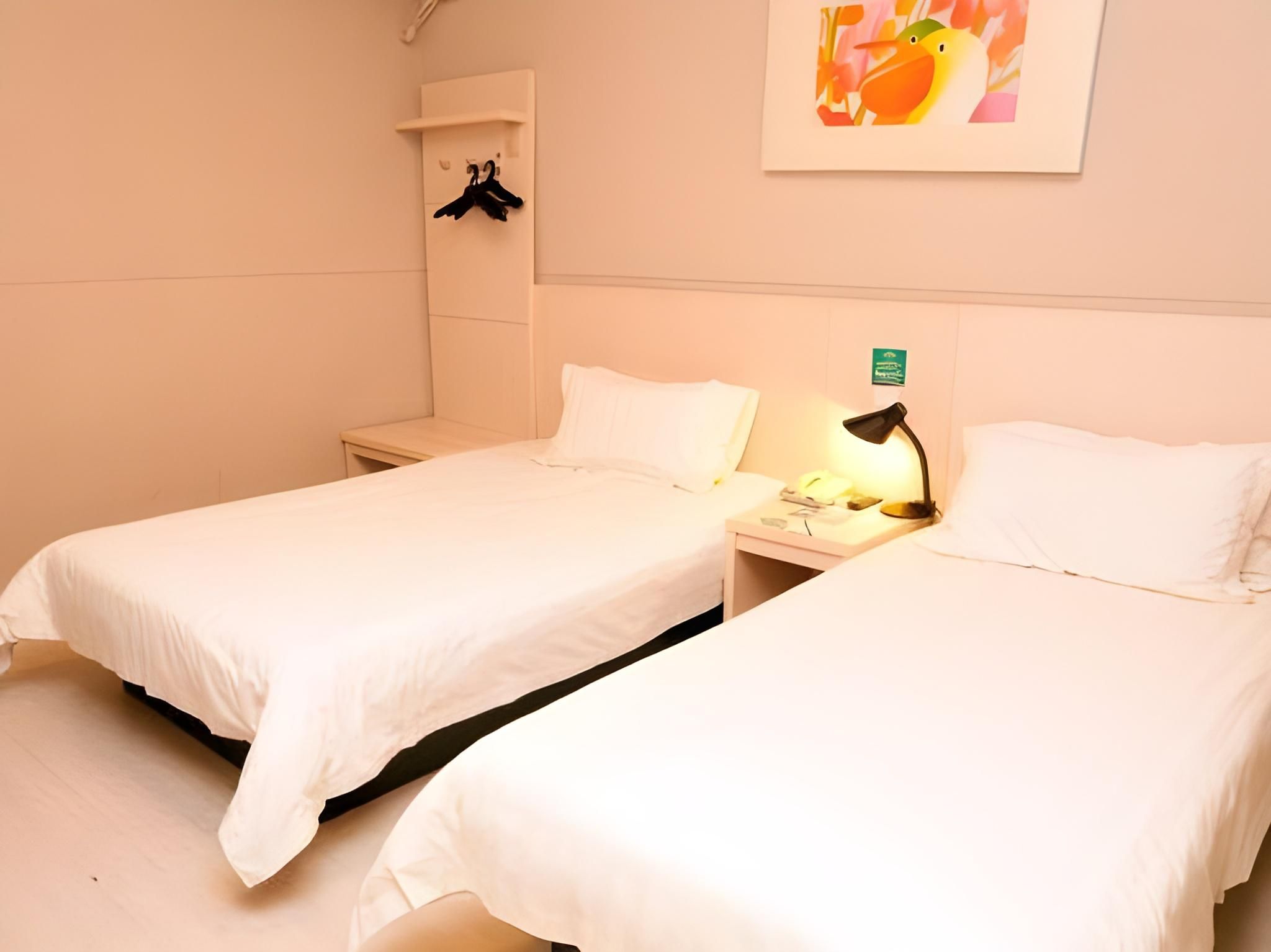 WH - Standard Daxiao Twin Room