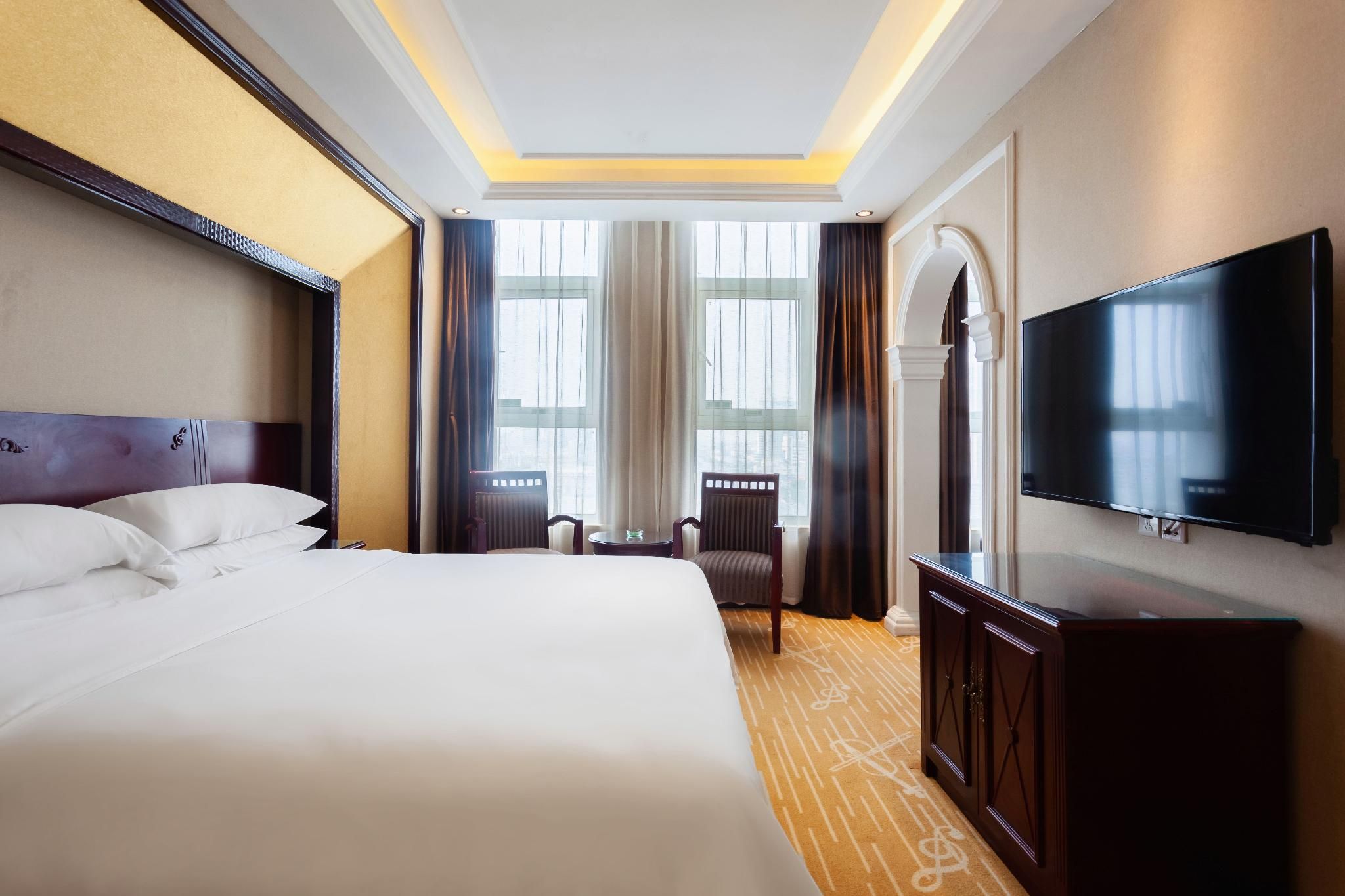 Executive King Room
