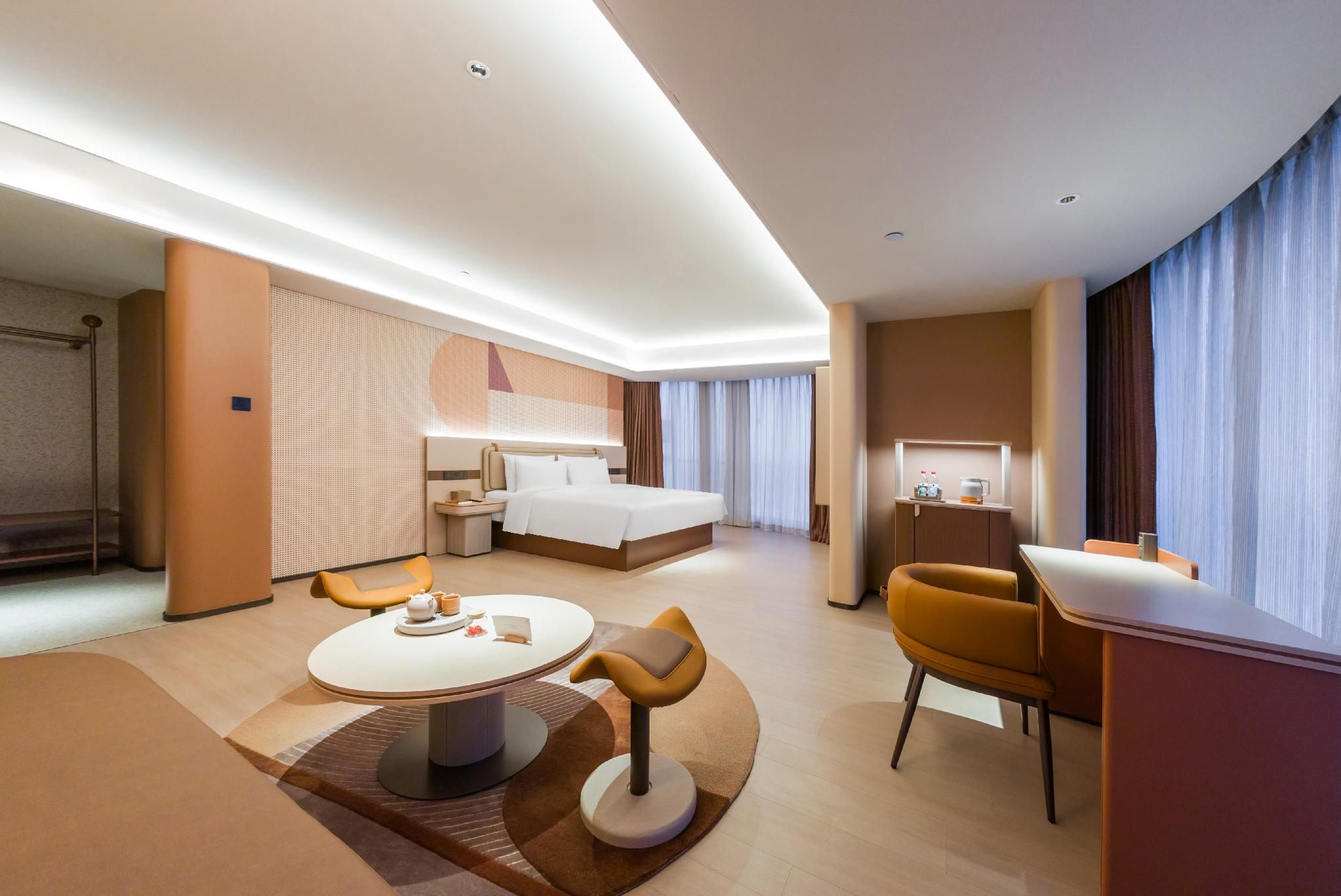 Huazhu - Deluxe Family Room