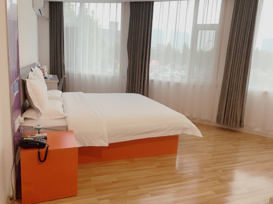 Select Bed Room