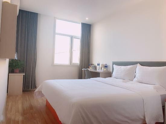 WH - Traditional Bed Room