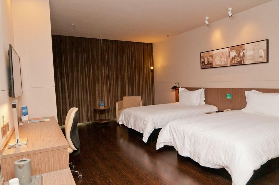 Business Standard Room A