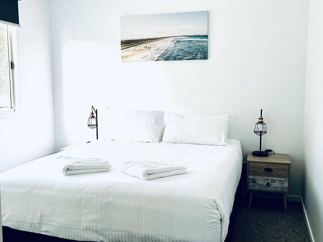 Superior Two-Bedroom Cabin - Sleeps 6
