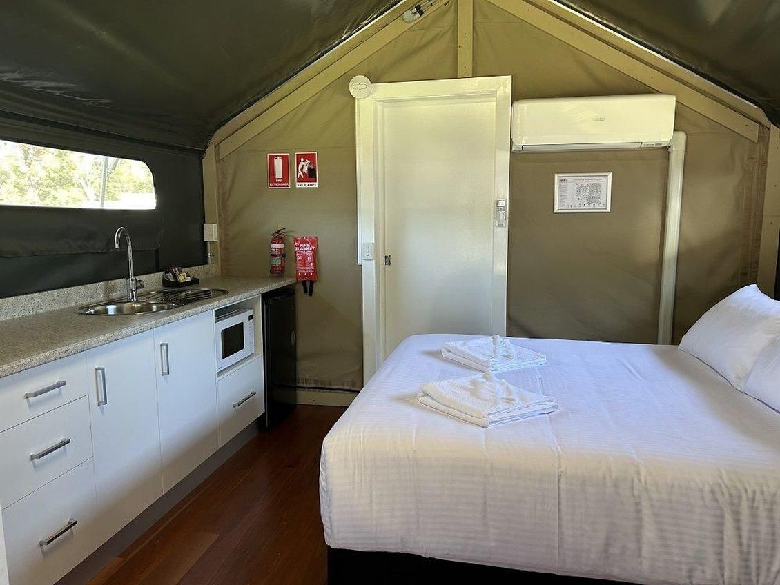 Discovery Parks - Narooma Beach Glamping Tent