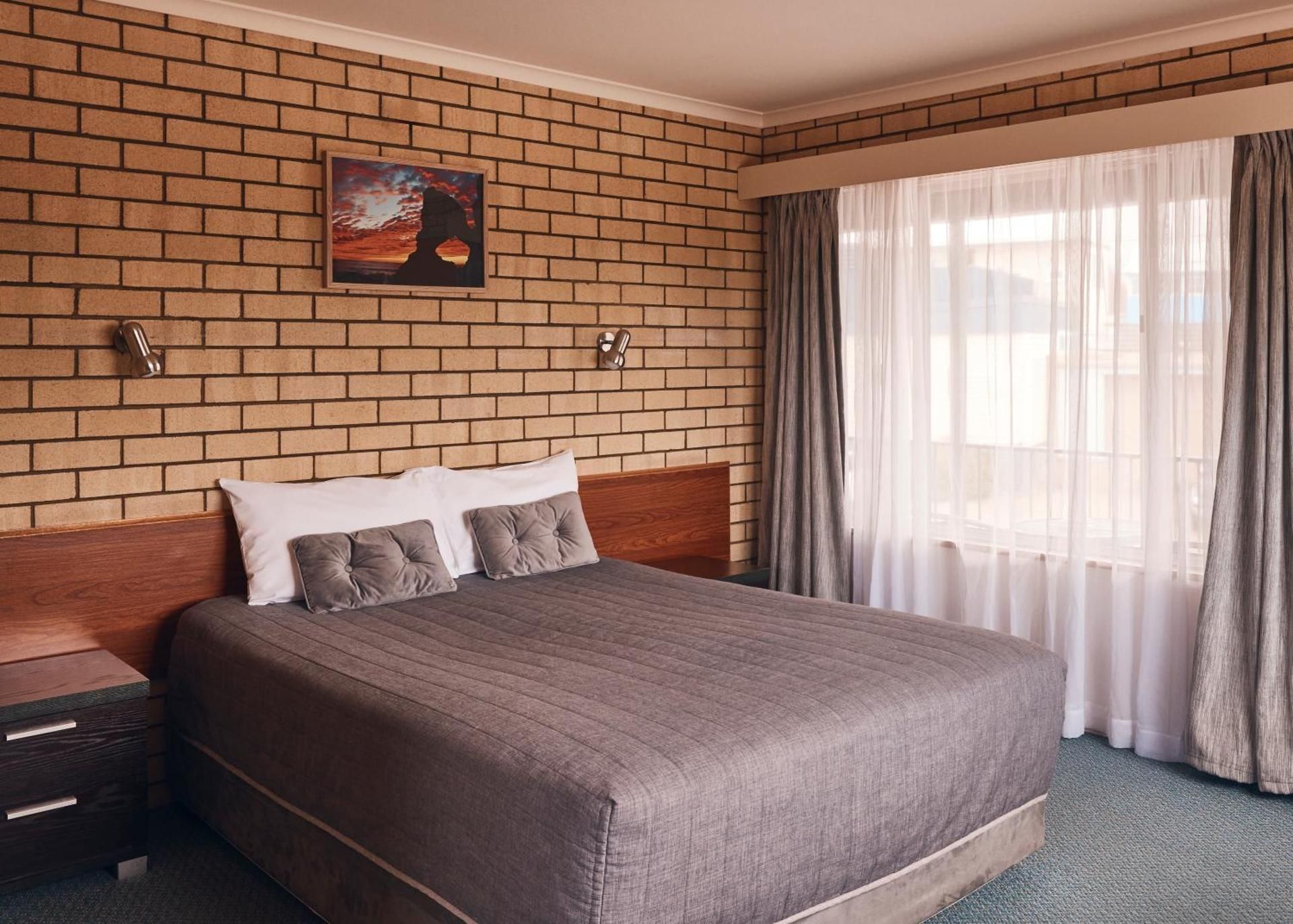 Coastal View Room 