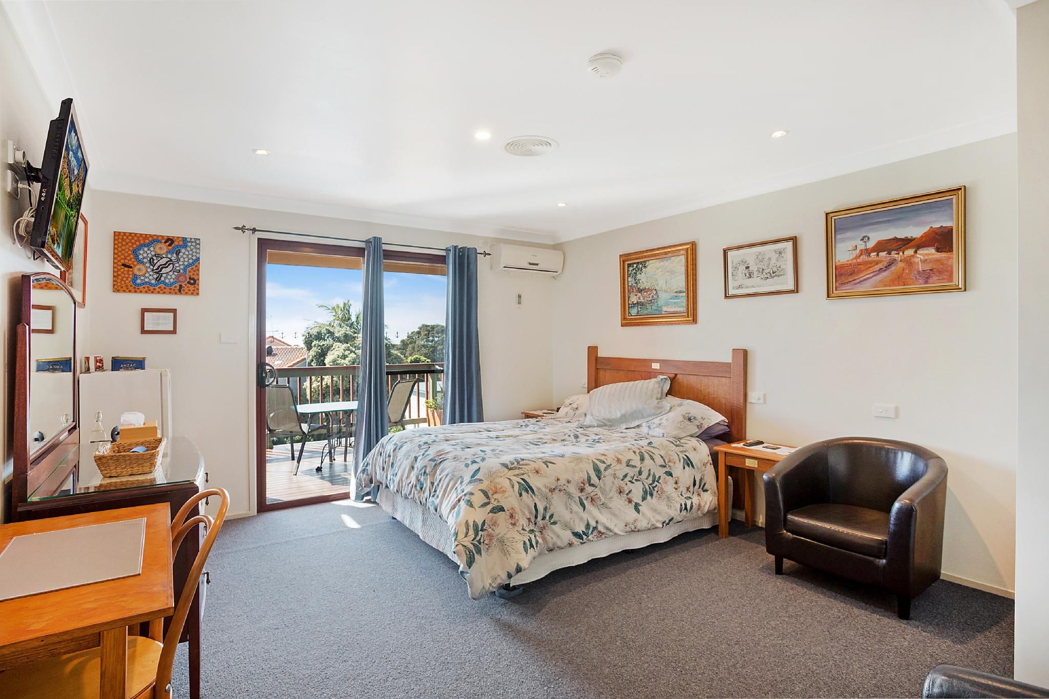 Guest room, 2 Queen, Balcony
