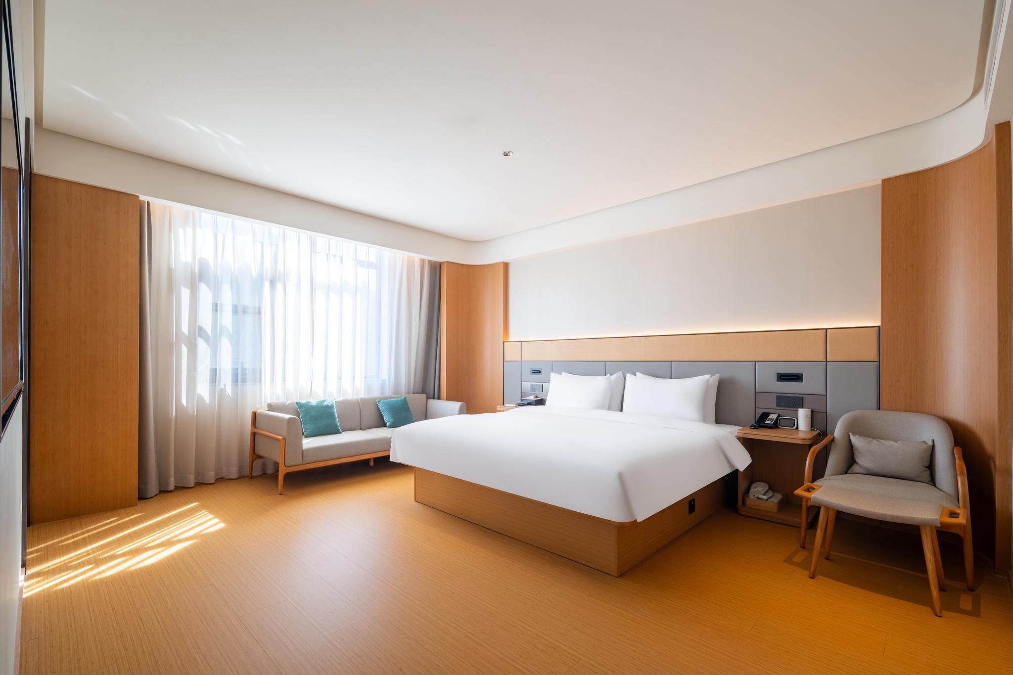 Ji Hotel Rizhao Antai Square University Town Deluxe Family Room, Guest room