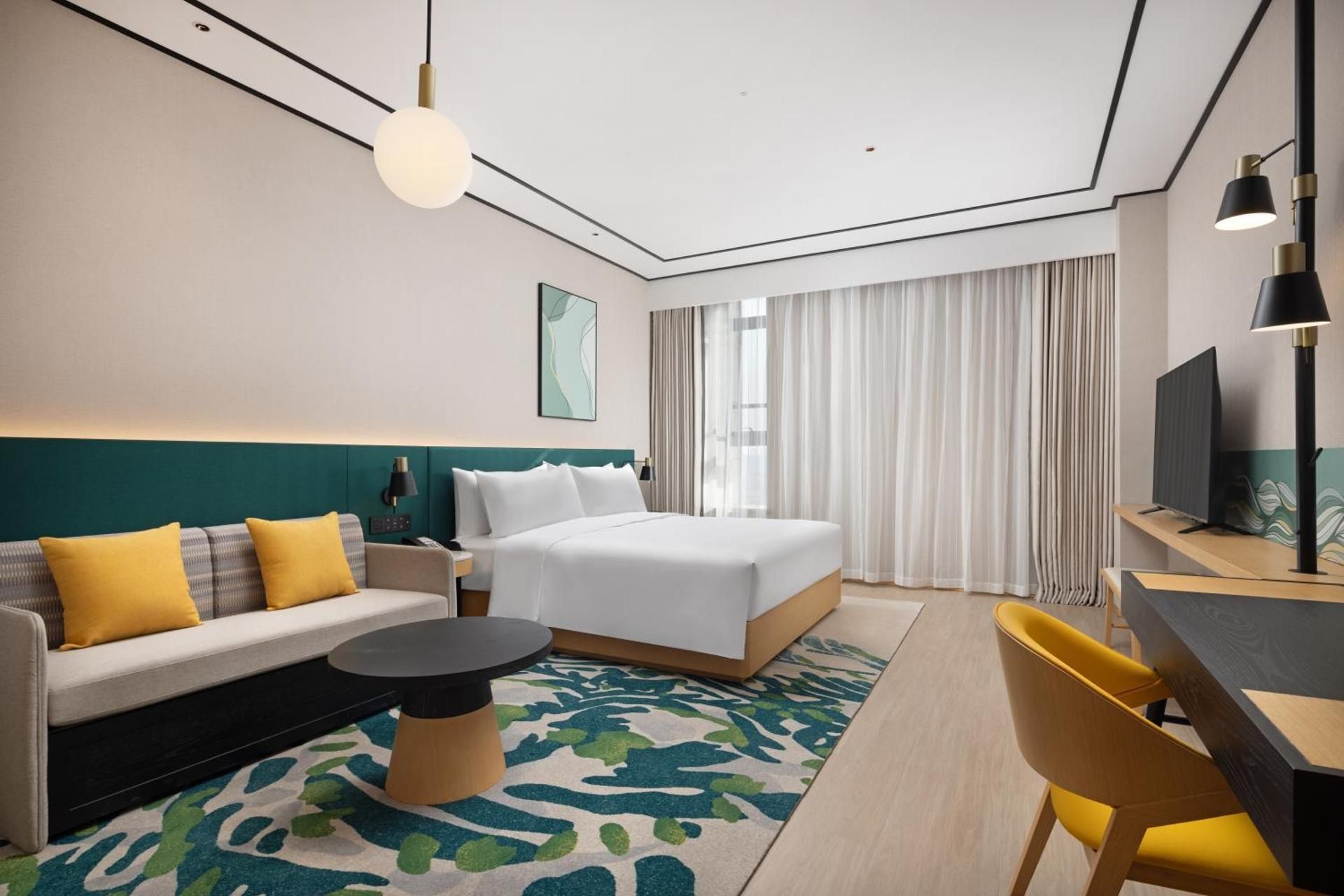 King Deluxe Room with Sofabed