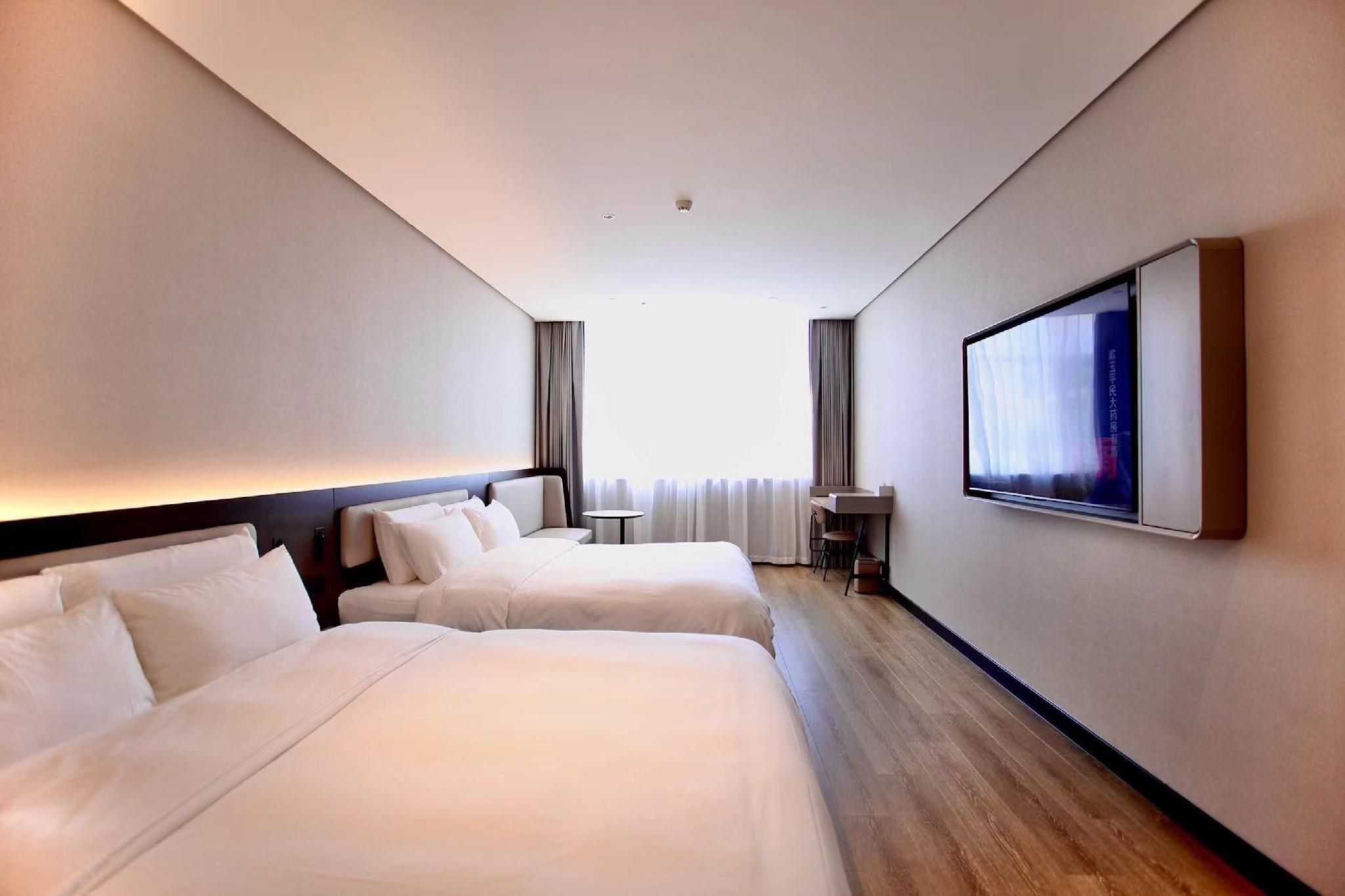 Twin Business Room