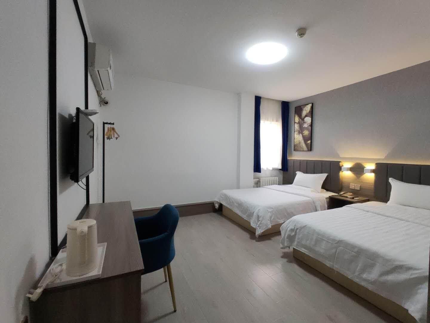 WH - Light Select Twin Room