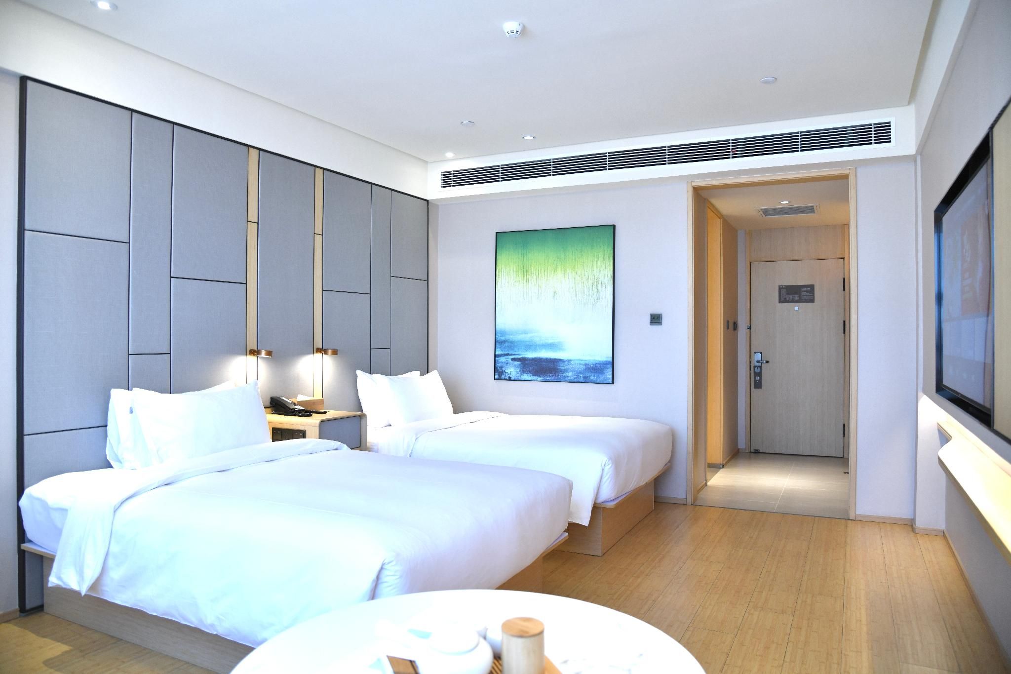 Huazhu - Superior Twin