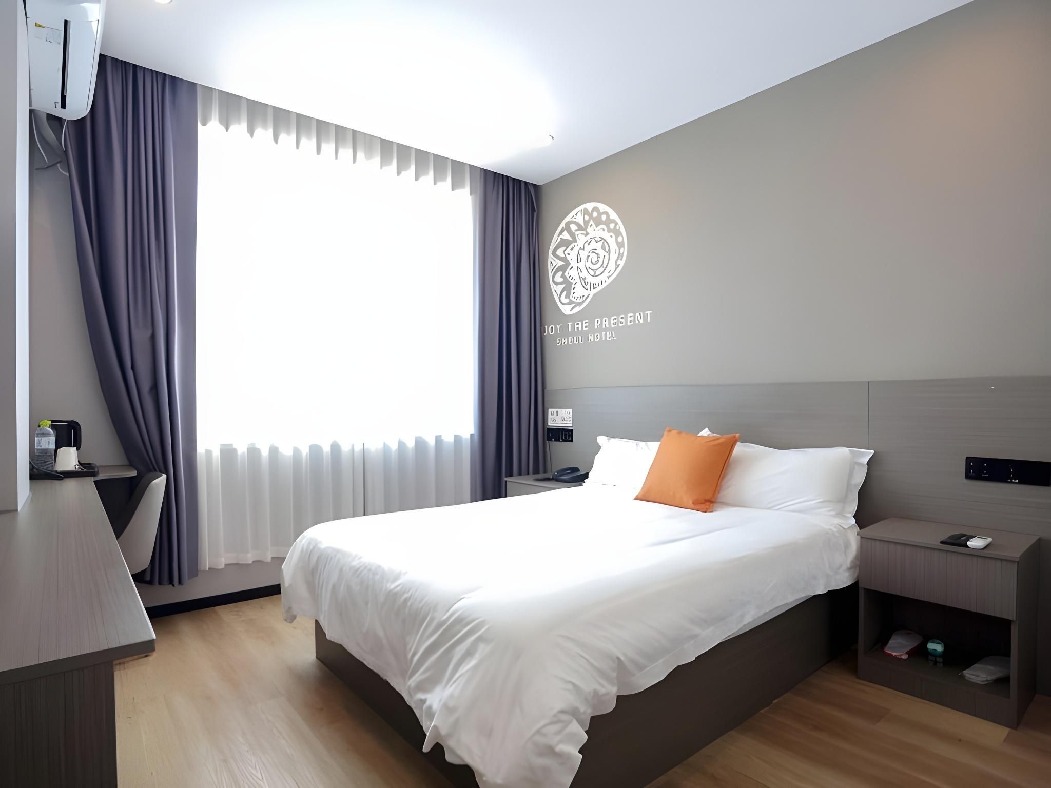 GRT - Special Offer Room with Queen Bed