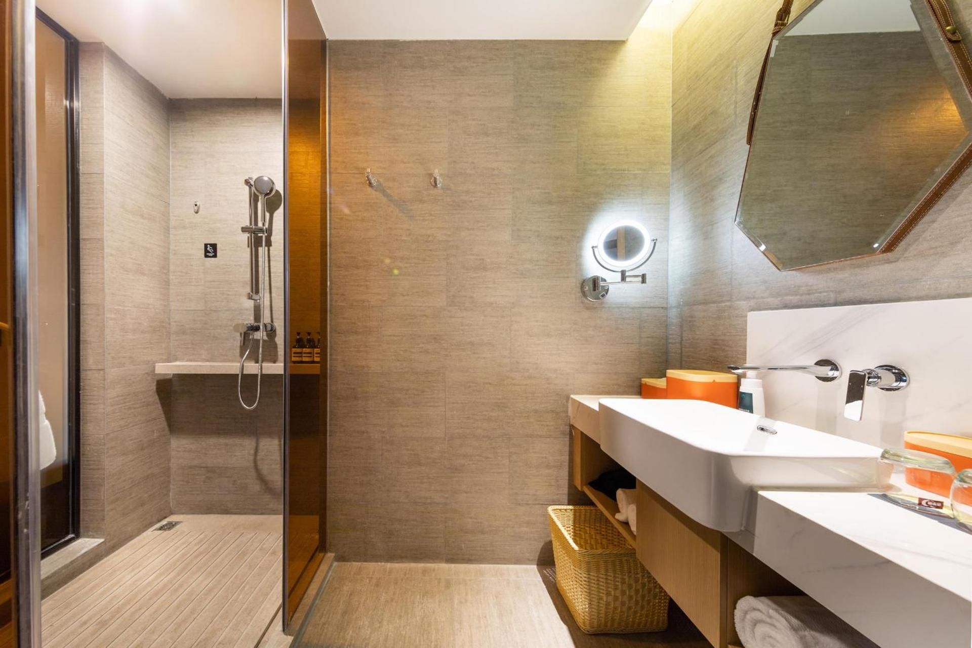 Jimu Double Room