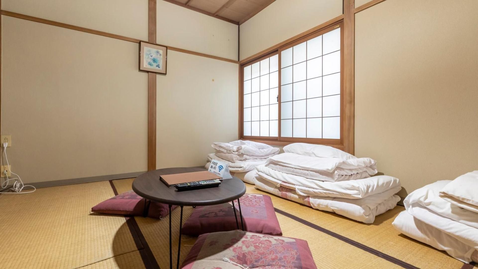 Japanese-Style Room