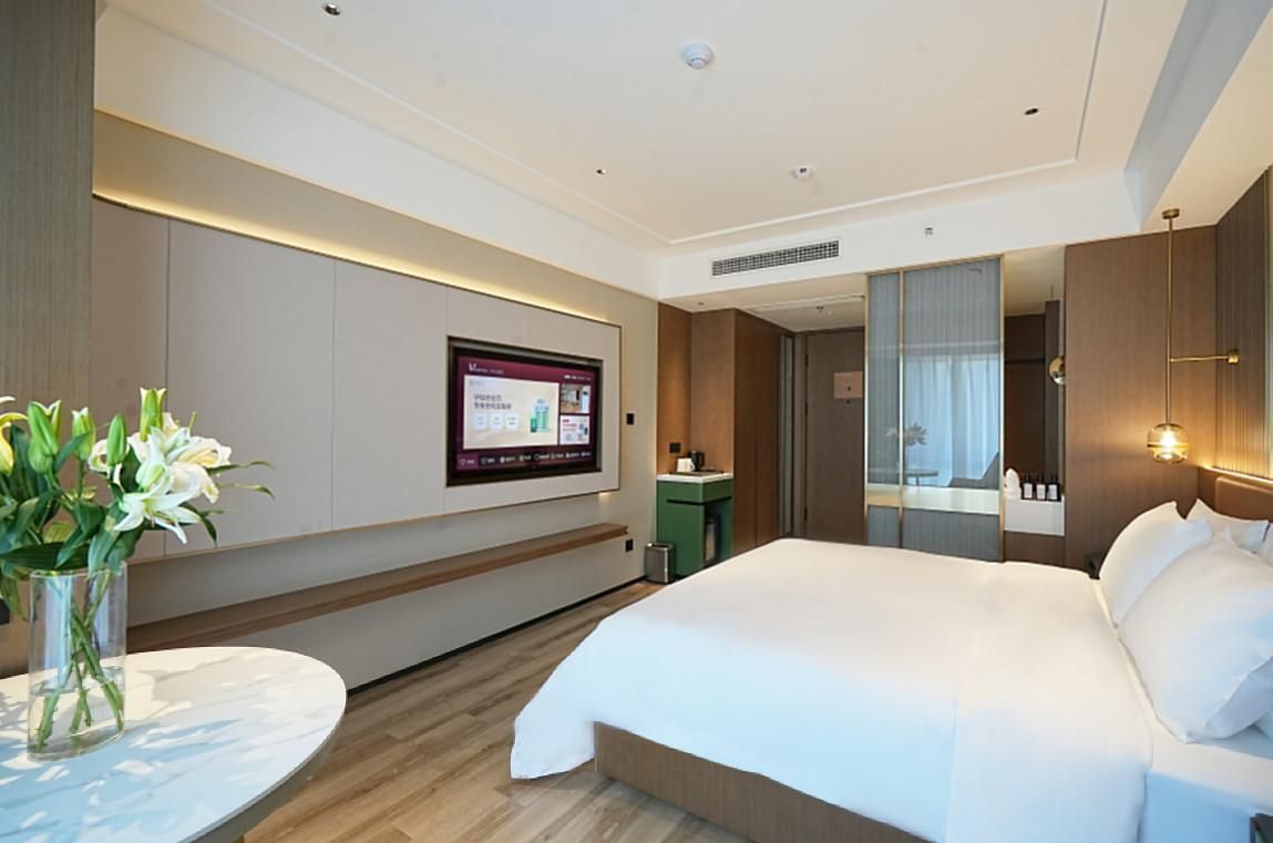 Huazhu - Deluxe Bed Room