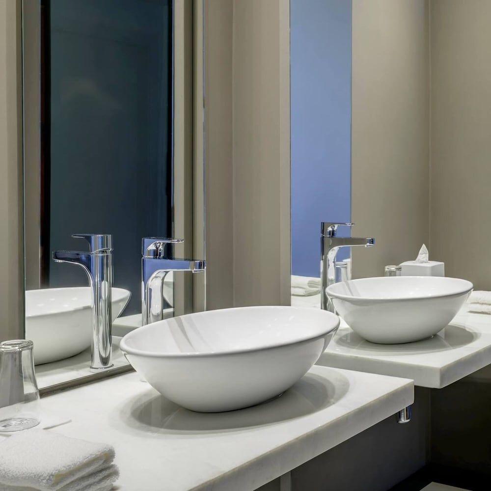 Aloft Asuncion aloft, Room, 2 Queen Beds, City View 6