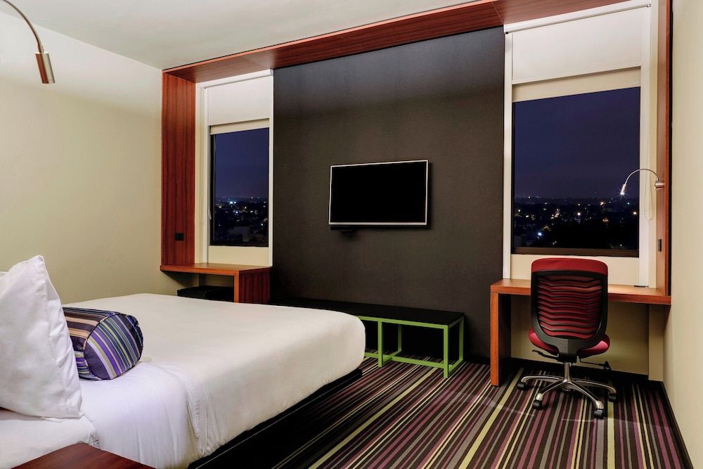 Aloft Asuncion aloft, Room, 1 King Bed, City View 5