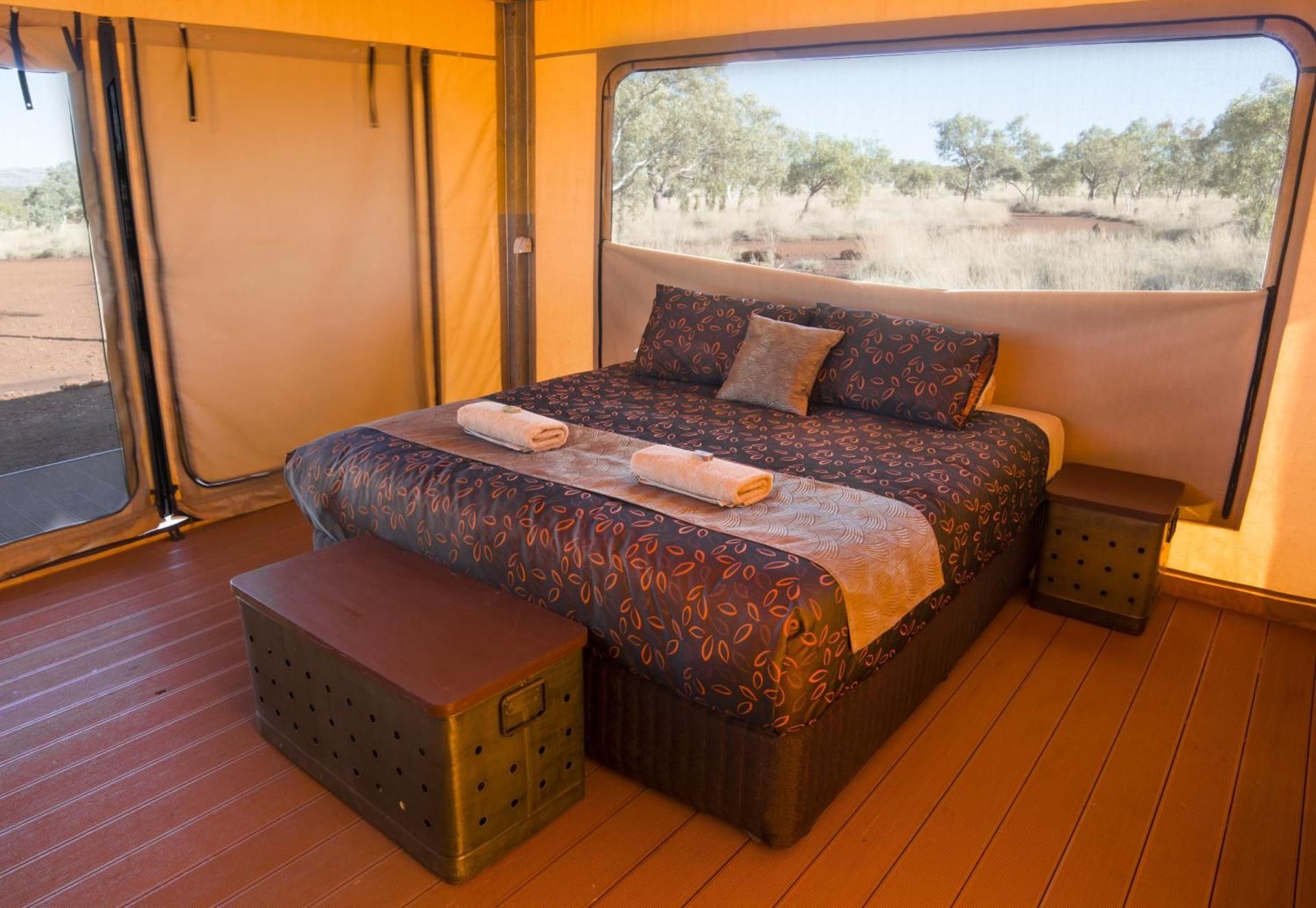 Deluxe Eco King Tent