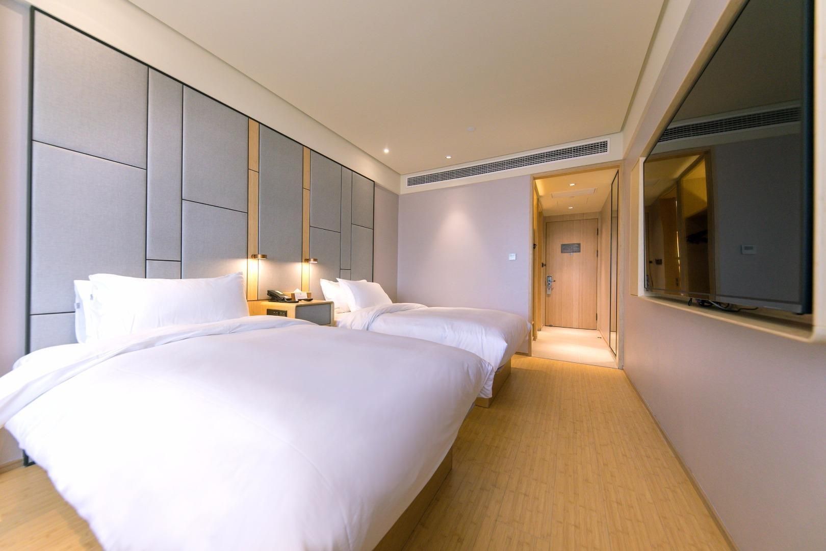 Huazhu - Superior Twin