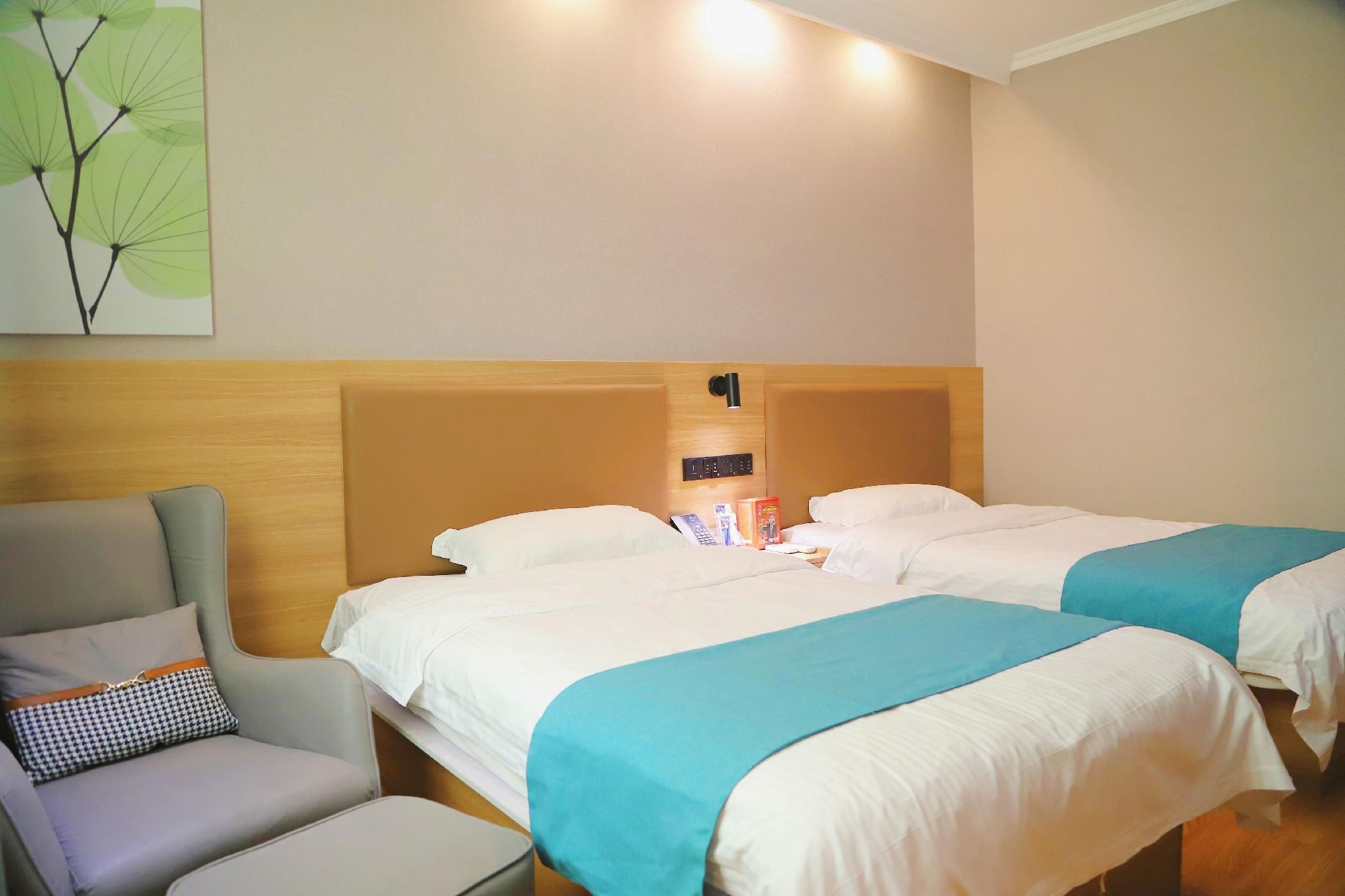 2 Bed Twin Superior Room
