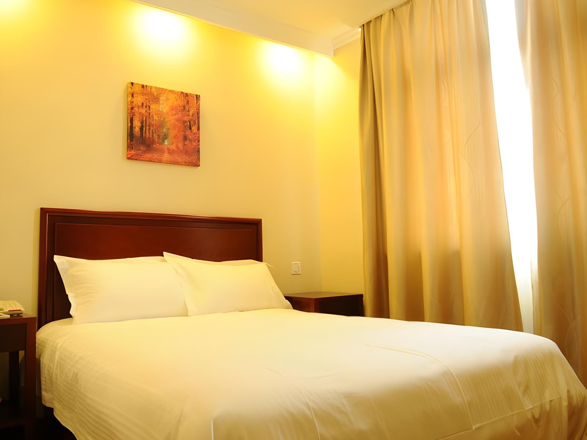 GTI - 1 Bed Guest Room, 1.5M Bed