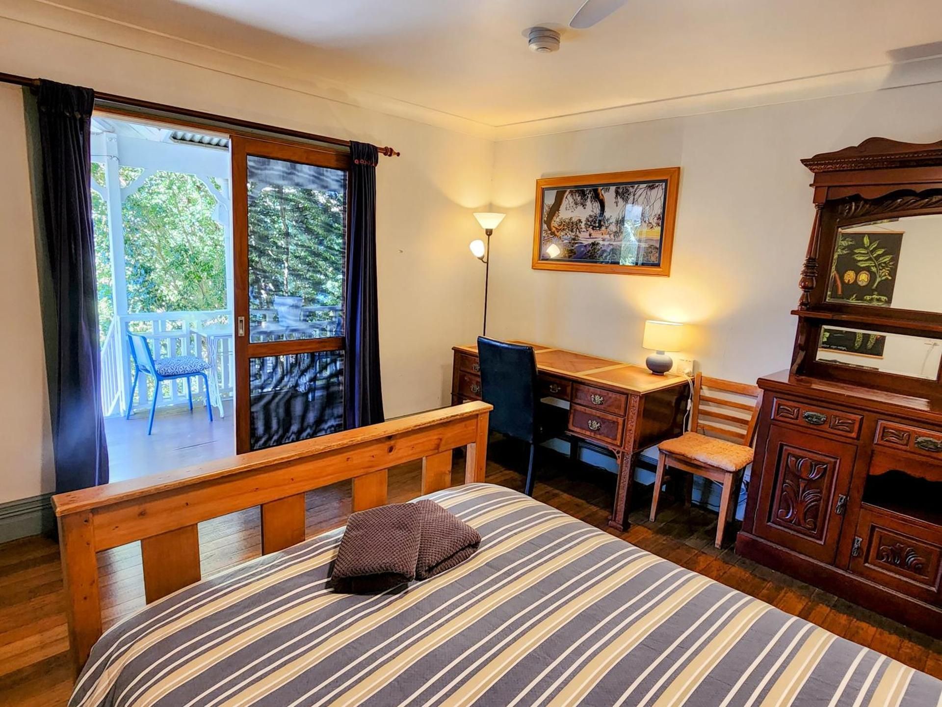 Double Room with Balcony and Shared Bathroom