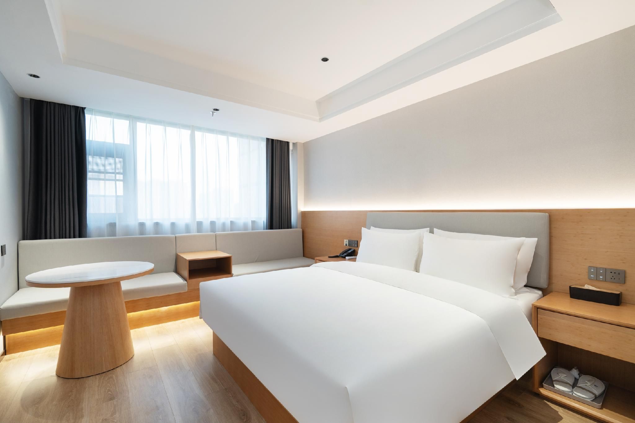 Huazhu - Business Bed Room