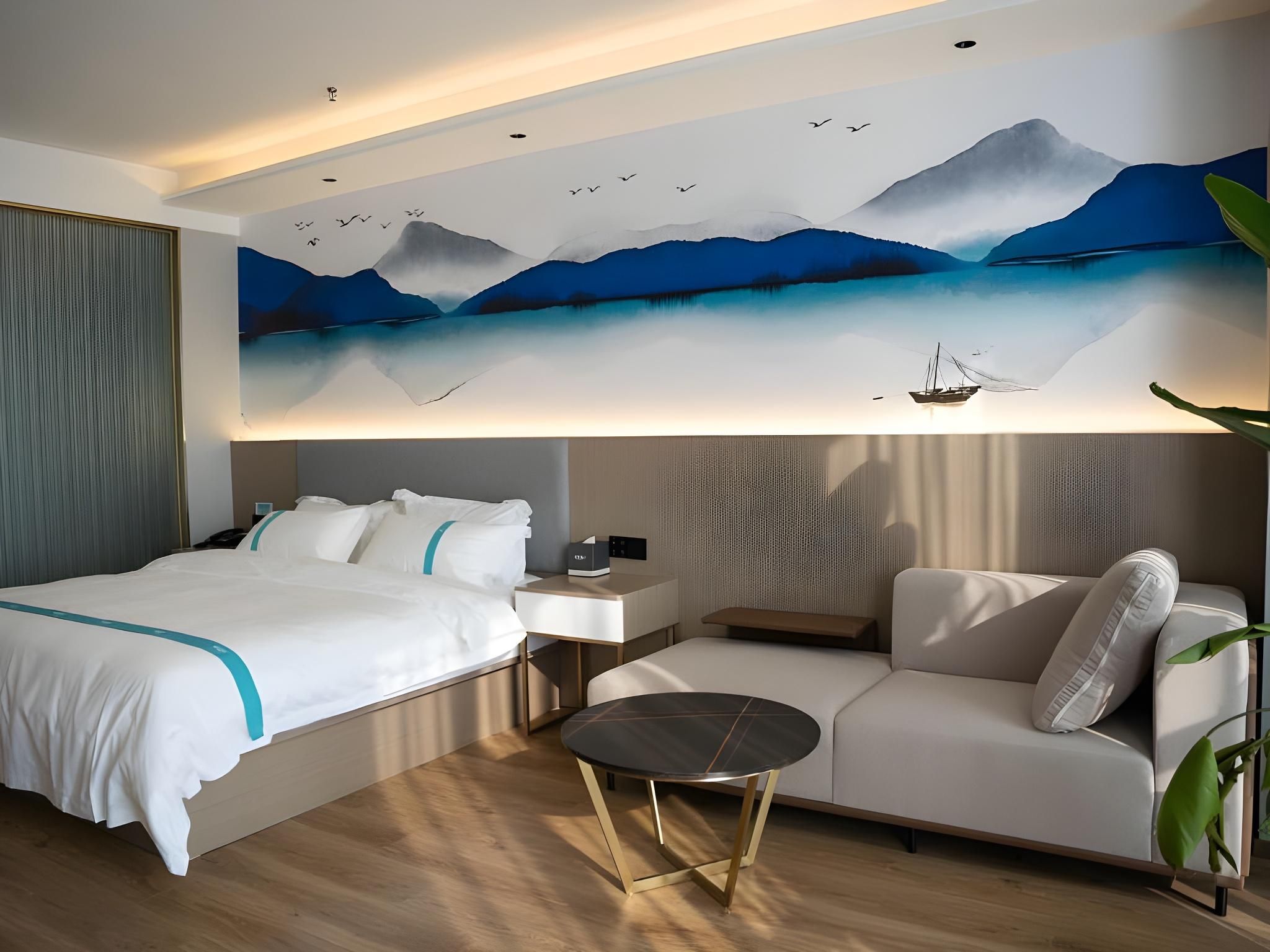 Queen Room with View