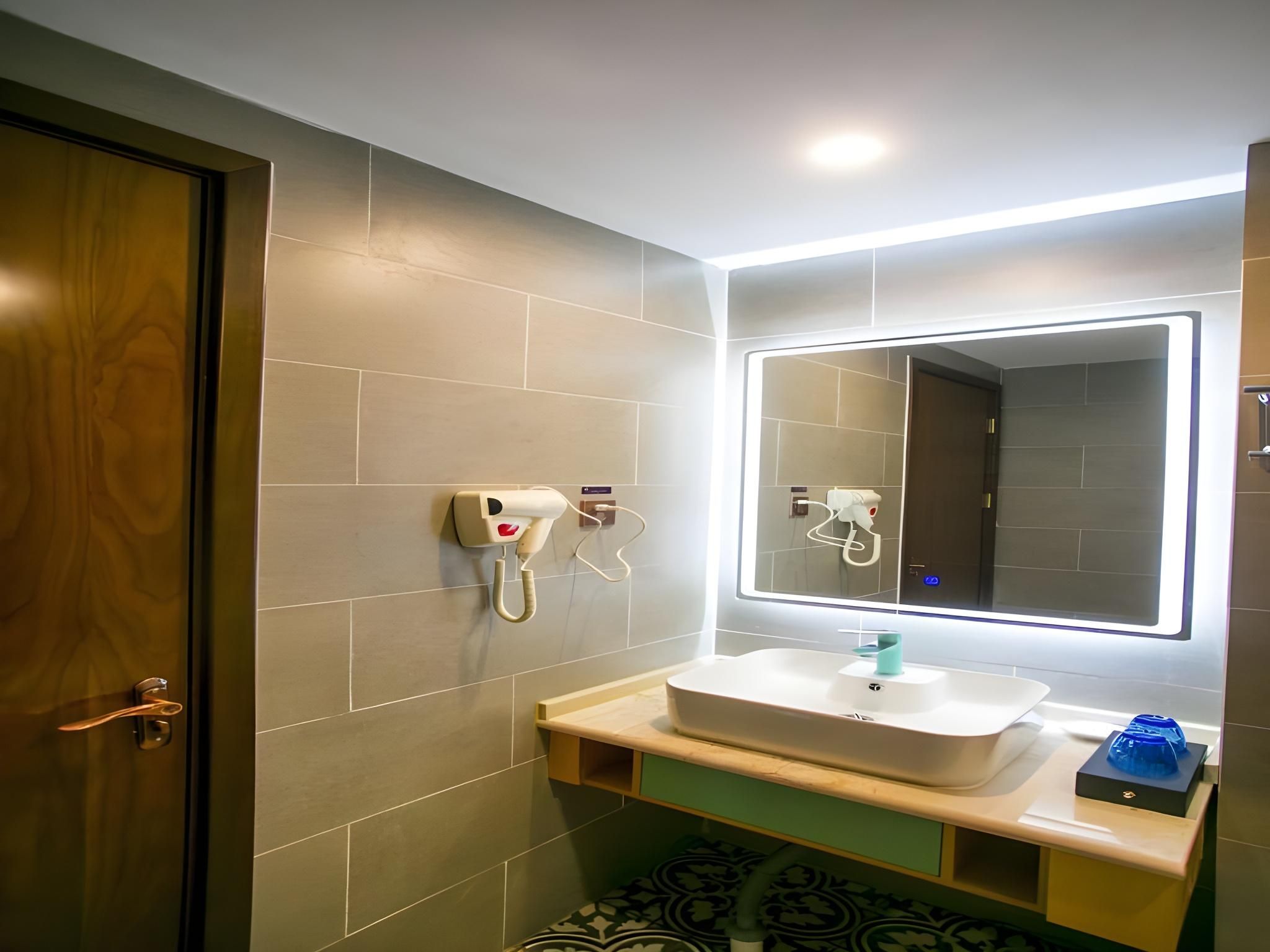 GTI - GEM Twin Room