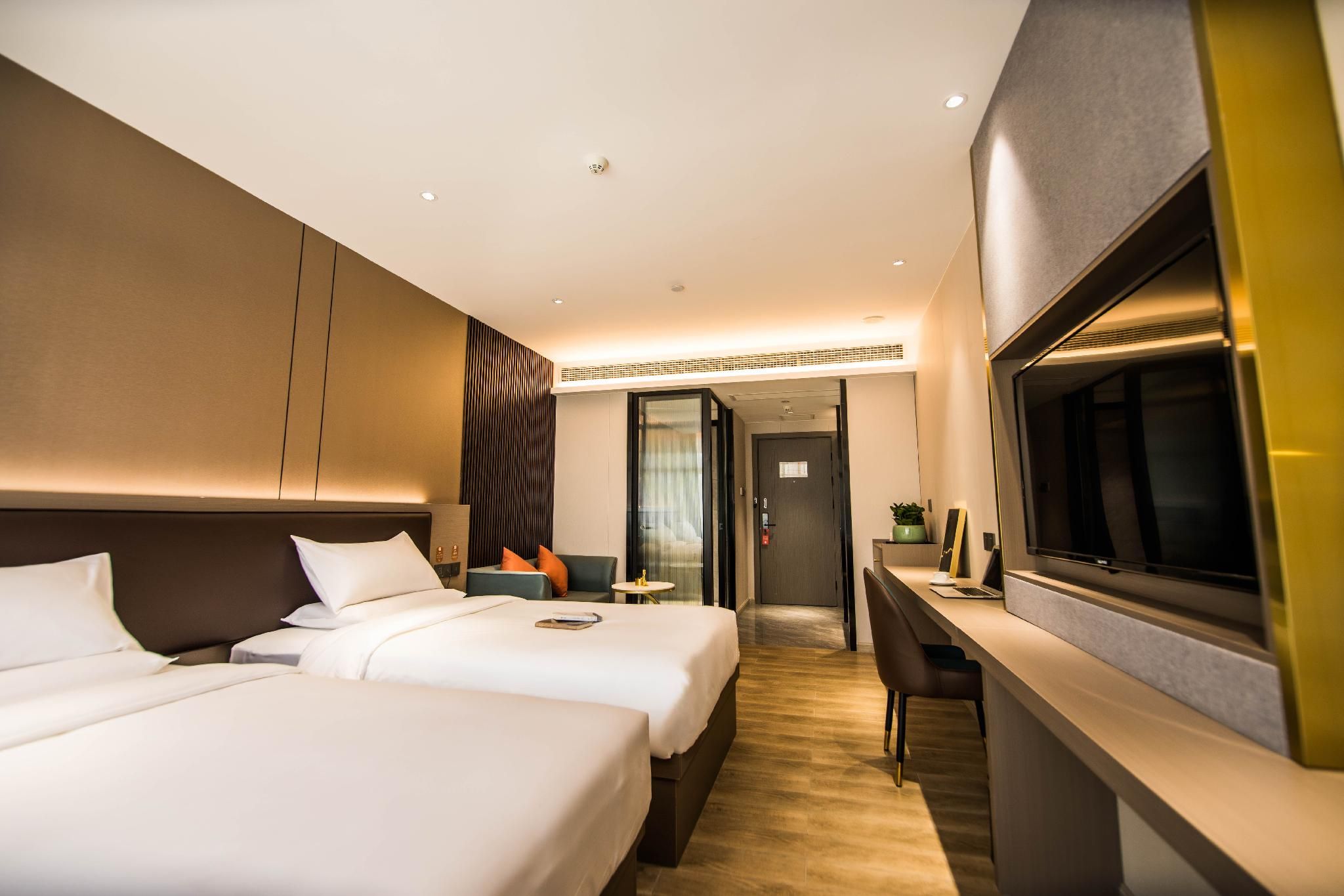 Huazhu - Business Twin Room