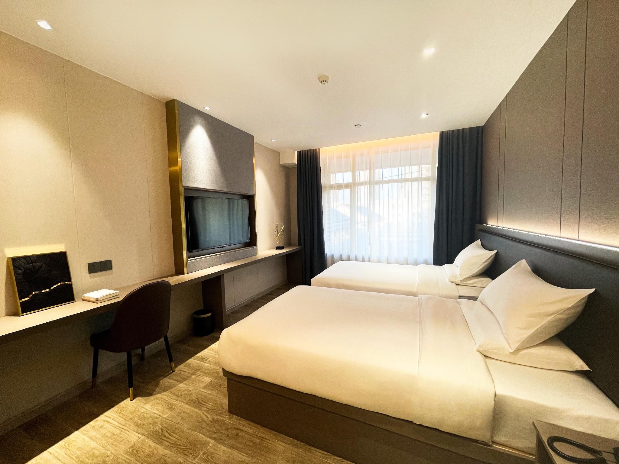 Huazhu - Business Twin Room