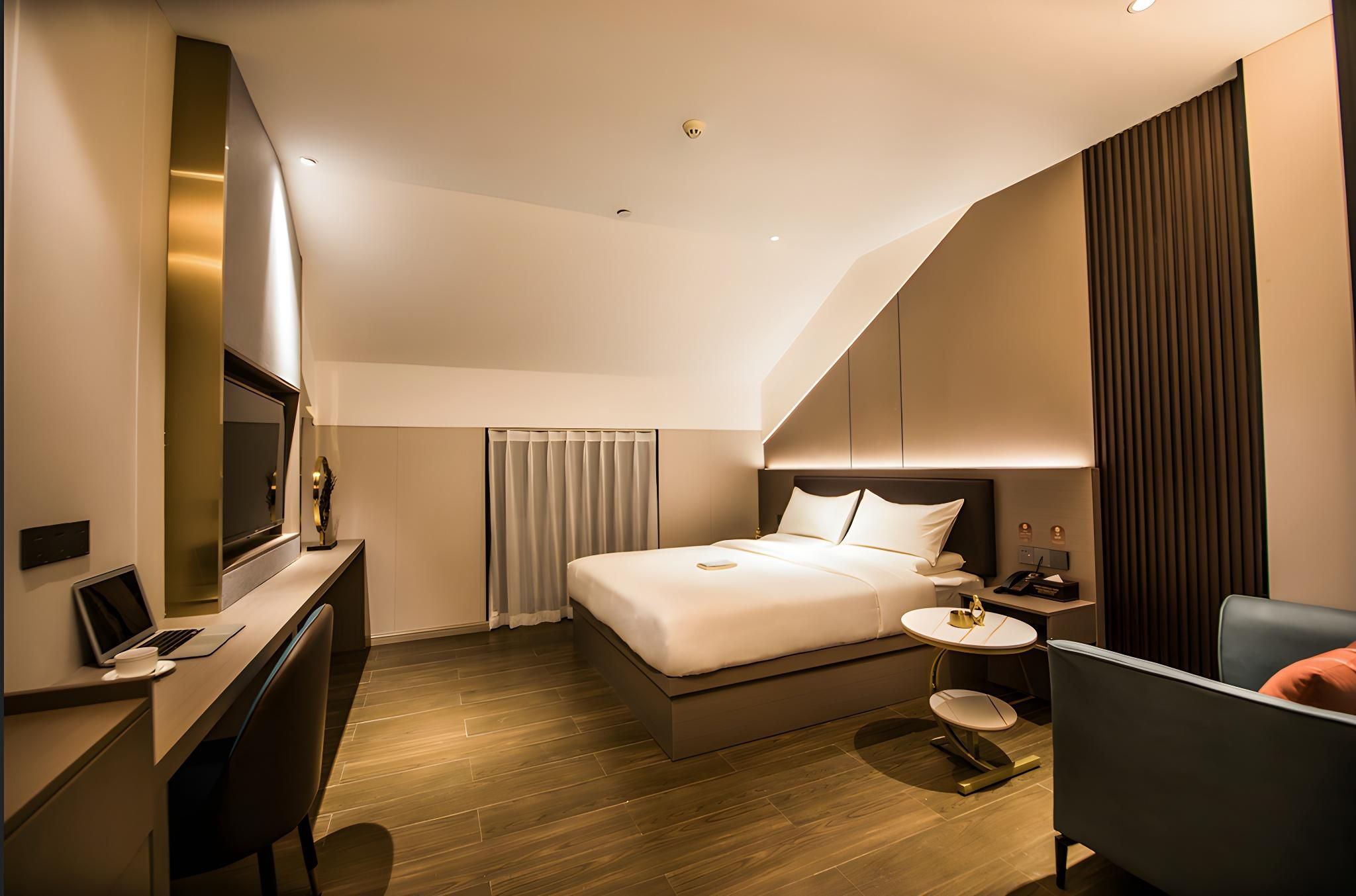 Huazhu - Superior BedRoom