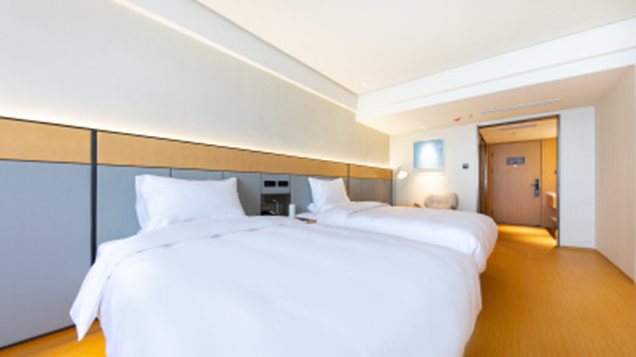 Twin Business Room